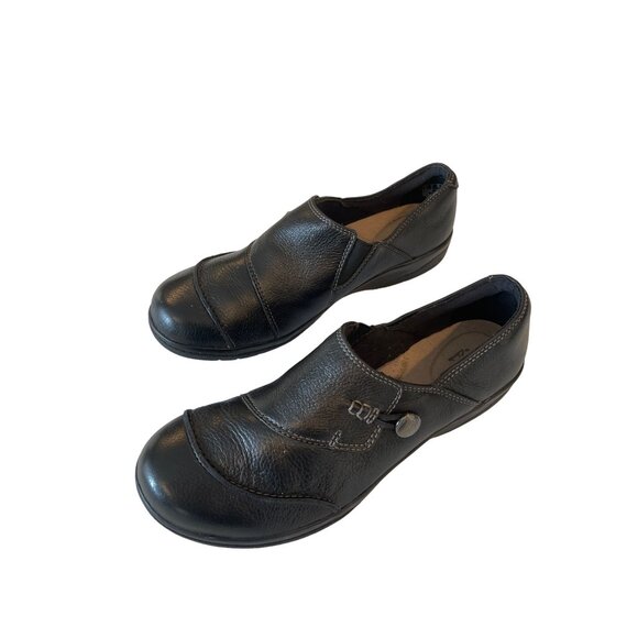 Clarks Women's Unlooped Black Textured Slip On Loafers  Size 9 - Picture 3 of 7